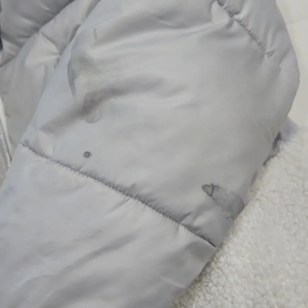 Michael Kors Light Grey Puffer Coat Size 7/8